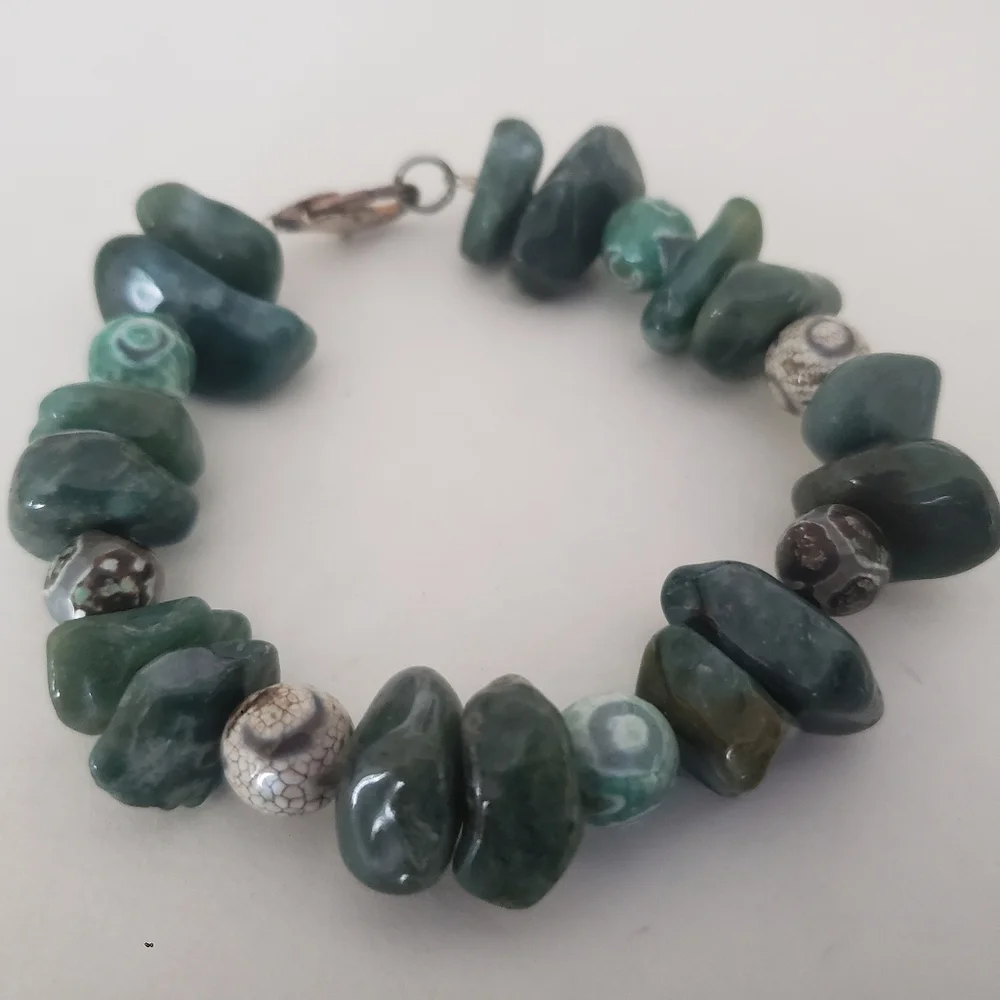 Green Polished Stone Beaded Bracelet